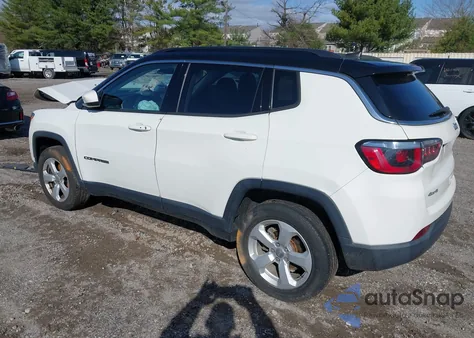 2018 Jeep Compass Latitude 4X4 из США, поврежденный, VIN 3C4NJDBB9JT436746